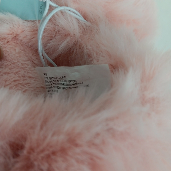 Cat & Jack Faux Fur Slippers Blush Pink Dallas Fluffy Bootie Girls M 7-8 NWT - Picture 6 of 10